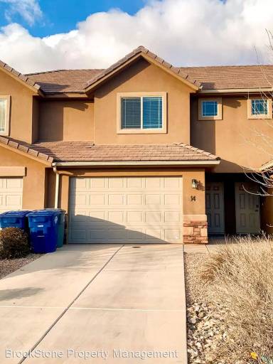 Main picture of 1000 E Bluff View Dr