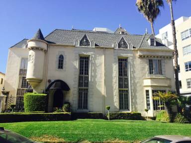 Main picture of 741 S Burnside Ave