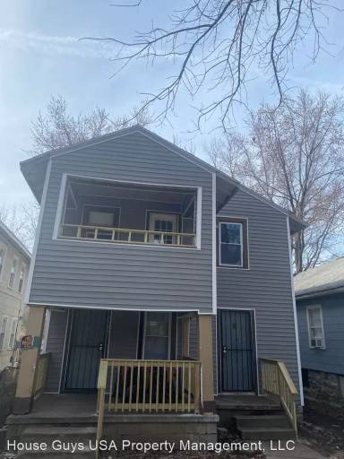 Main picture of 3509 Roberts St