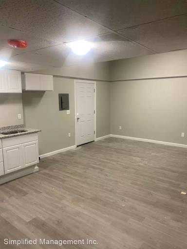 Main picture of 147 Pleasant St