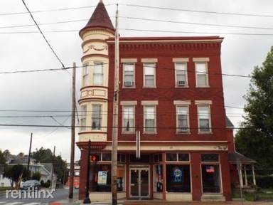 Main picture of 256 S Market St