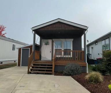 Main picture of 515 SE Sheridan Rd