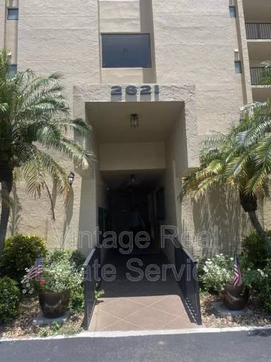 Main picture of 2621 Cove Cay Dr