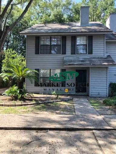 Main picture of 100 Hidden Lake Ct