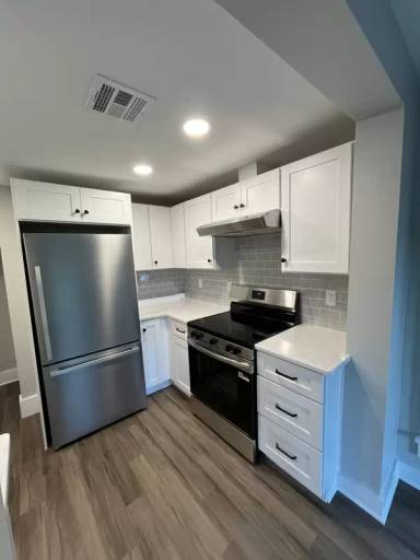 Main picture of 5 Union Ave