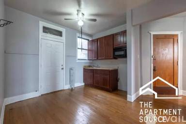 Main picture of 7133 N Ridge Blvd