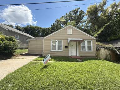 Main picture of 2606 Winfred Ave