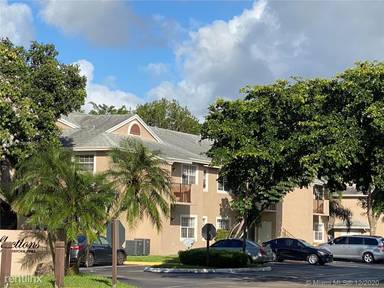 Main picture of Reflections at Pembroke Pines Apartments