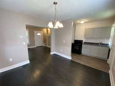 Main picture of 163 E Hudson St