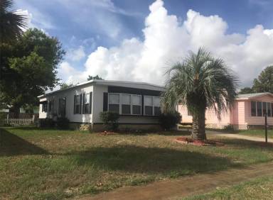 Main picture of 719 Indian Hill Dr