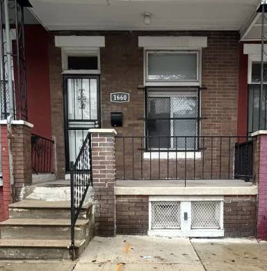 Main picture of 1660 Normal Ave