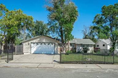 Main picture of 2201 51st Ave