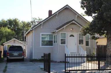 Main picture of 3913 35th St