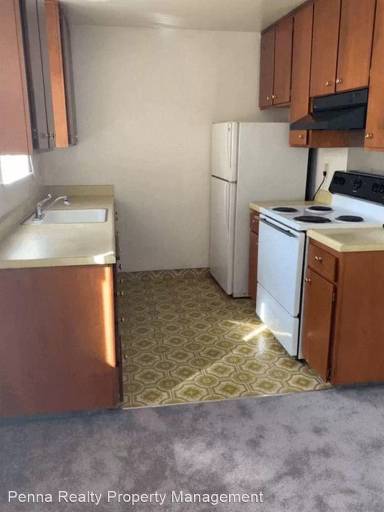 Main picture of 474 Commercial Ave