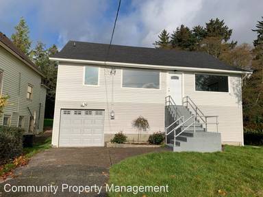 Main picture of 699 W Marine Dr