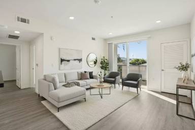 Main picture of 3518 Chesapeake Ave