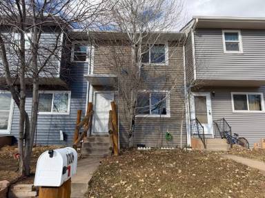 Main picture of 1266 N 19th St