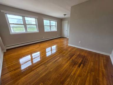 Main picture of 4811 Minnesota Ave NE