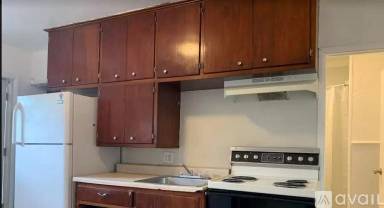 Main picture of 102 Sunset Dr