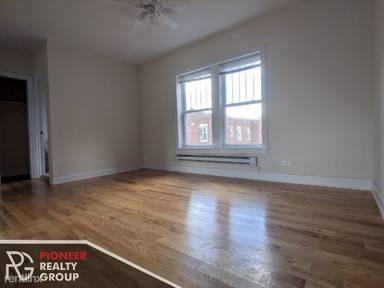 Main picture of 947-57 W Cornelia Ave