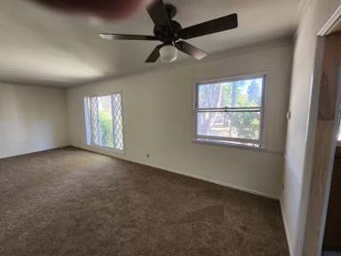 Main picture of 11062 Mississippi Ave
