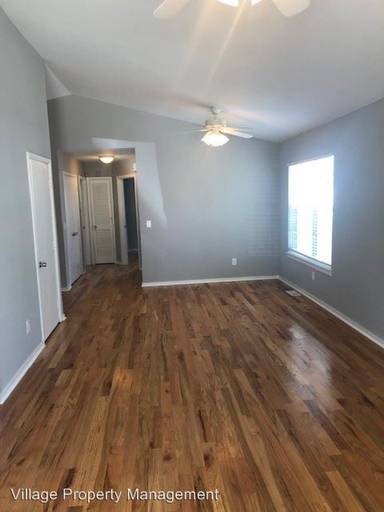 Main picture of 940 Archer St
