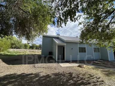 Main picture of 560 N Sparn Ct