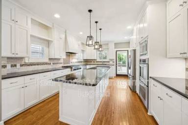 Main picture of 5515 Morningside Ave