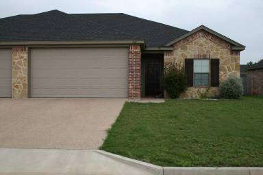 Main picture of 501-602 Fieldstone Dr