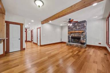 Main picture of 2171 Briarwood Cir