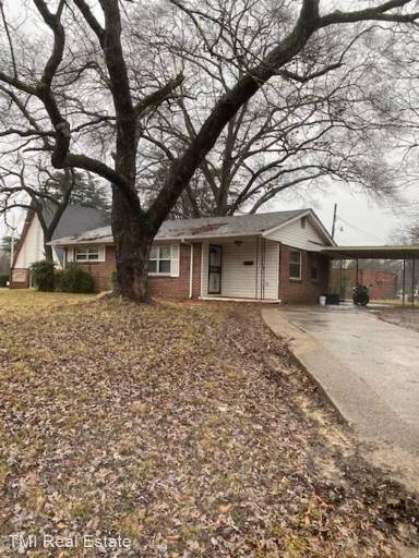 Main picture of 536 Violet St