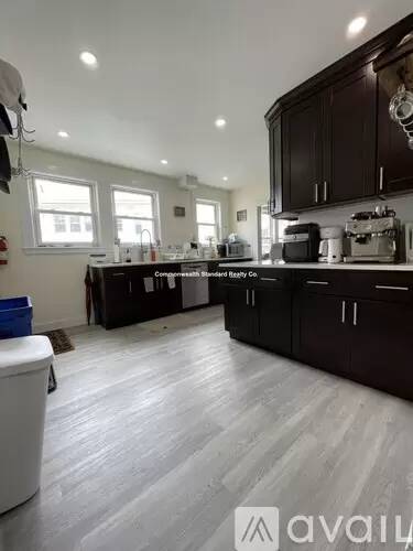 Main picture of 1719-25 Commonwealth Ave
