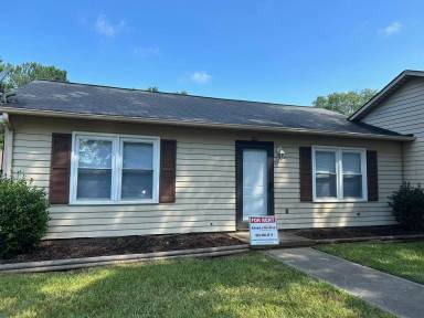 Main picture of 565 Cedarvilla Dr