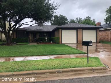 Main picture of 3611 90th St