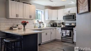 Main picture of 1514 N Elaine Way