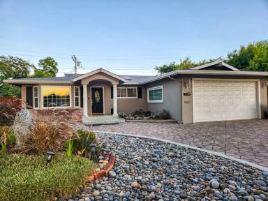 Main picture of 1534 Constanso Way