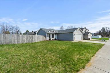 Main picture of 2251 Tumbleweed Cir