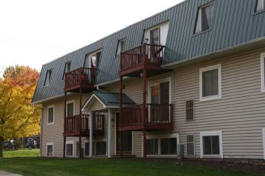 Main picture of 3724 Colonial Ave