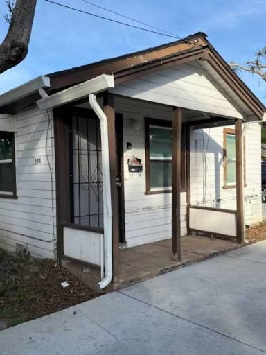 Main picture of 542 Page St