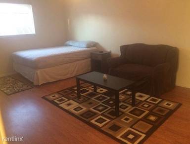 Main picture of 346 1/2 N Main St