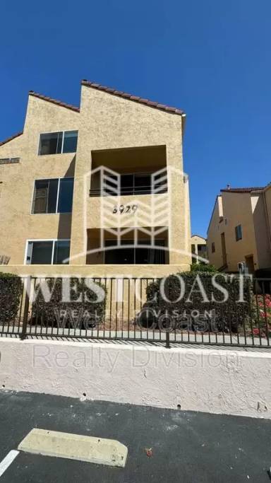 Main picture of 3929 Nobel Dr