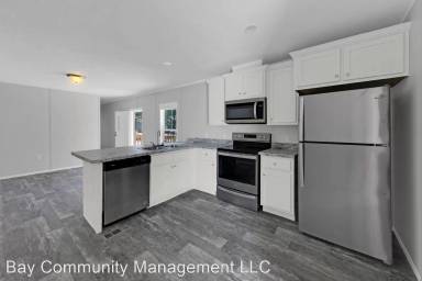 Main picture of 241 E Laurel Ln