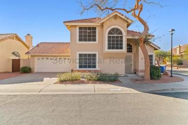 Main picture of 3915 E Gail Dr