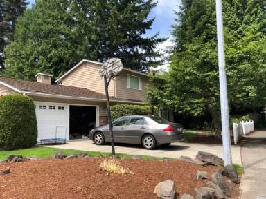 Main picture of 11711 NE 155th St