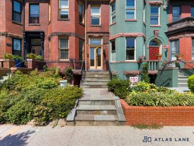 Main picture of 1925 S St NW
