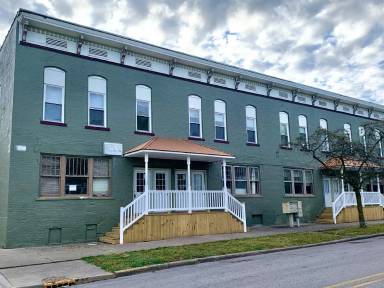 Main picture of 502 1/2 S 5th St