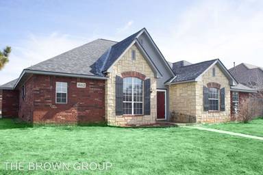 Main picture of 16012 Hardwick Rd