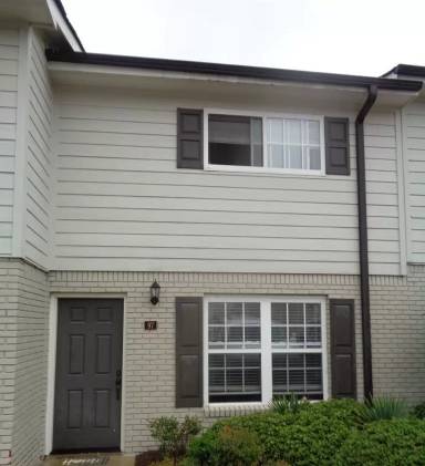 Main picture of Oxford Square Townhomes
