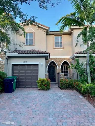 Main picture of 22553 SW 89th Pl