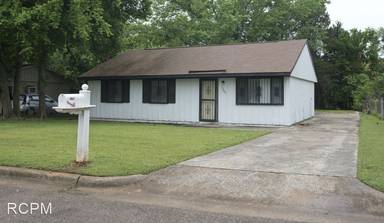 Main picture of 3209 Yale Cir NW